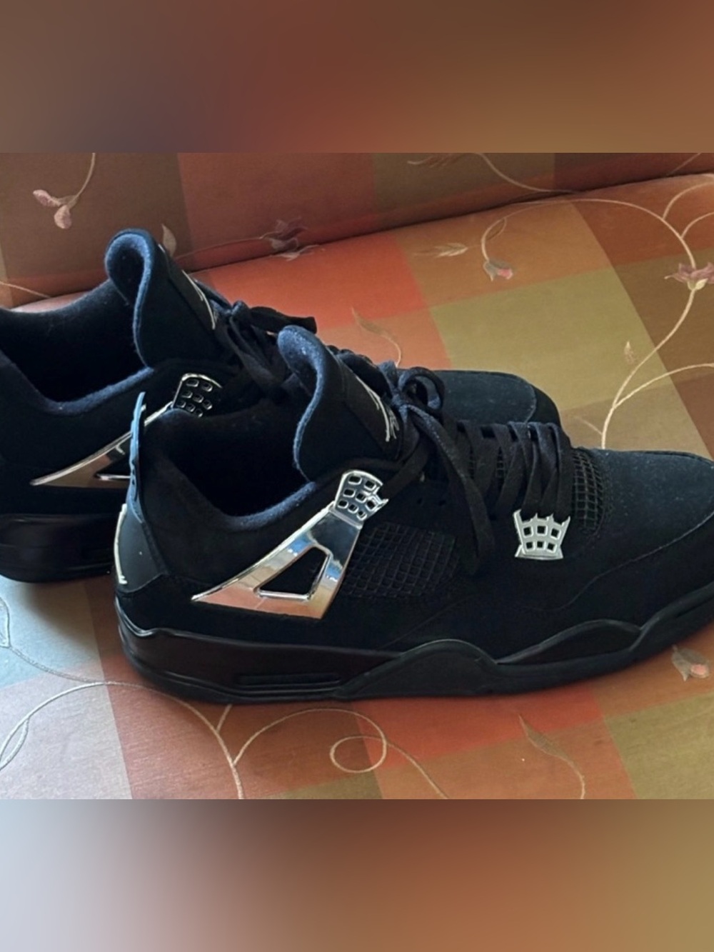 NEW JORDAN 4 BLACKCAT CHROME's
(men sz 12) Black Suede Sneakers with Chrome 🔥🐈‍⬛